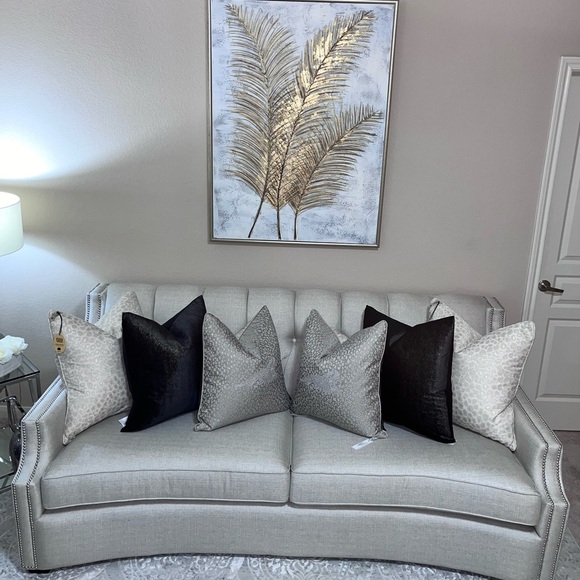 1-NWT CELEBRITY HOME CHEETAH
DECORATIVE PILLOWS (Read description for details) - Picture 12 of 17